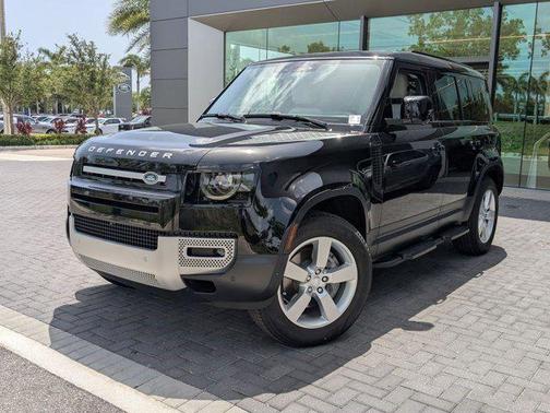2025 Land Rover Defender 110 P300