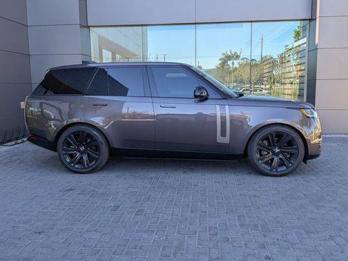 2022 Land Rover Range Rover P400 SE