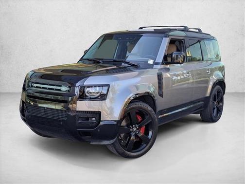 Silicon Silver Premium Metallic 2025 Land Rover Defender 110 P400 X