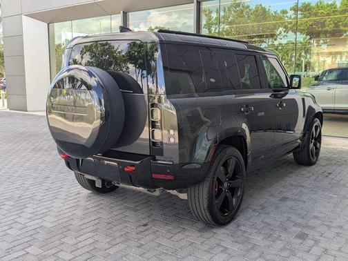 2024 Land Rover Defender 110 P400 X