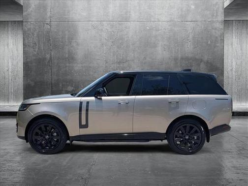 2025 Land Rover Range Rover P550e SE