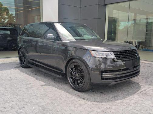 2025 Land Rover Range Rover P530 SE 7 Seat