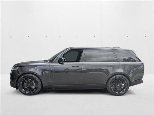 2025 Land Rover Range Rover P530 SE 7 Seat