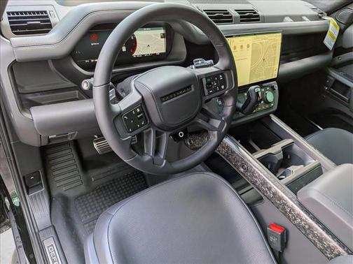 Narvik Black 2026 Land Rover Defender P635 OCTA Black