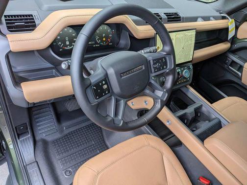 2026 Land Rover Defender P500 X-Dynamic SE