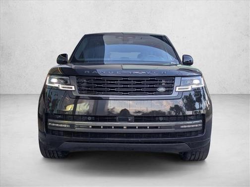 Santorini Black Metallic 2025 Land Rover Range Rover P550e SE