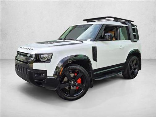 Fuji White 2023 Land Rover Defender 90 SE