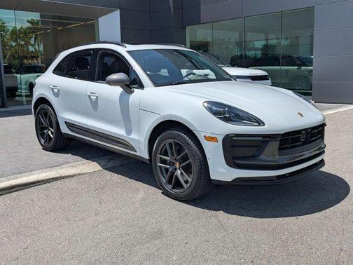 2023 Porsche Macan Base
