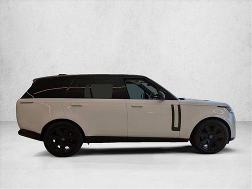 2023 Land Rover Range Rover P530 SE