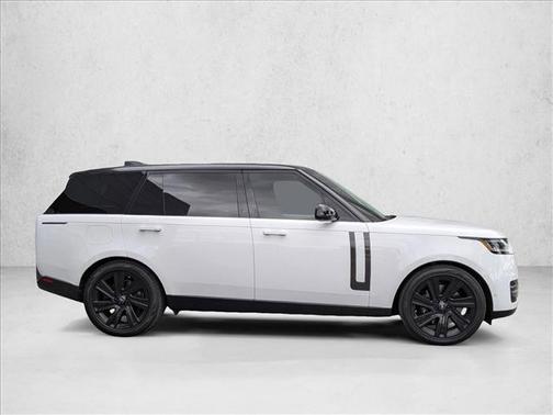 2023 Land Rover Range Rover P530 SE