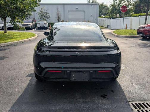 2024 Porsche Taycan RWD
