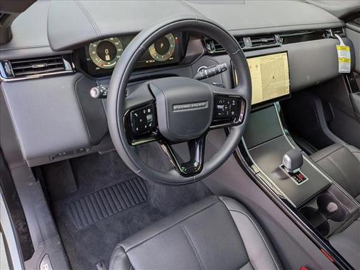 2026 Land Rover Range Rover Velar P250 SE R-Dynamic