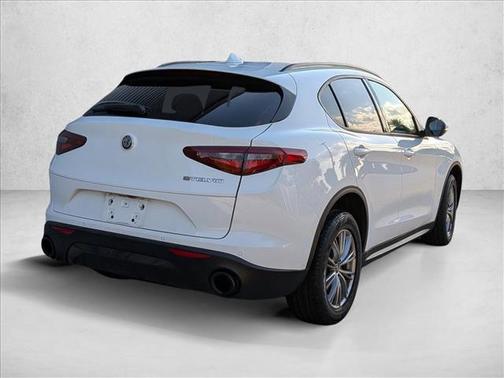2022 Alfa Romeo Stelvio Sprint