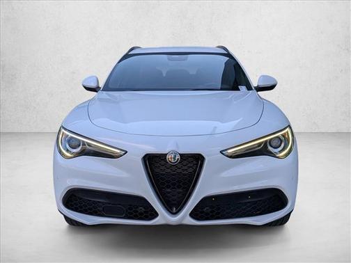 2022 Alfa Romeo Stelvio Sprint