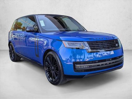 2025 Land Rover Range Rover P400 SE 7 Seat
