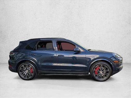 2024 Porsche Cayenne Cayenne