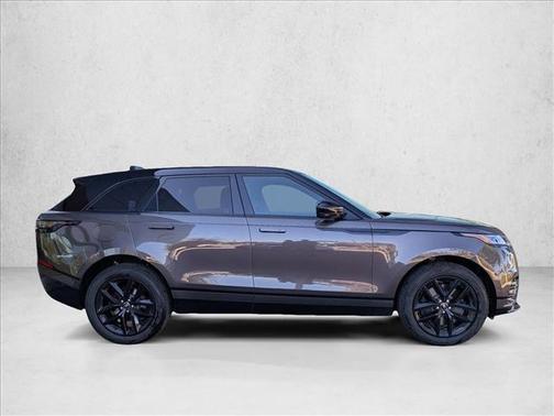 2026 Land Rover Range Rover Velar P250 SE R-Dynamic