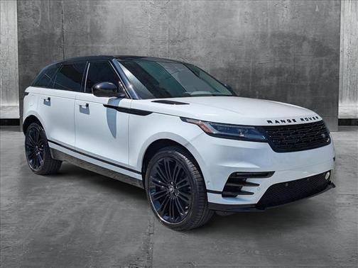 2026 Land Rover Range Rover Velar Dynamic SE