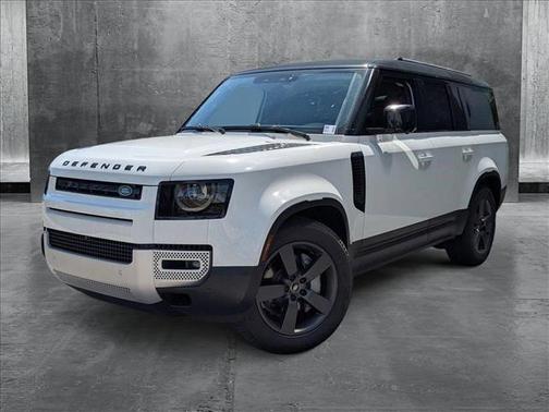 2025 Land Rover Defender 130 P300 S