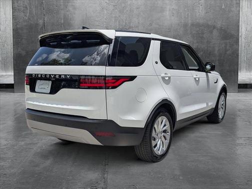 2025 Land Rover Discovery P300 S