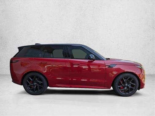 2025 Land Rover Range Rover Sport SE