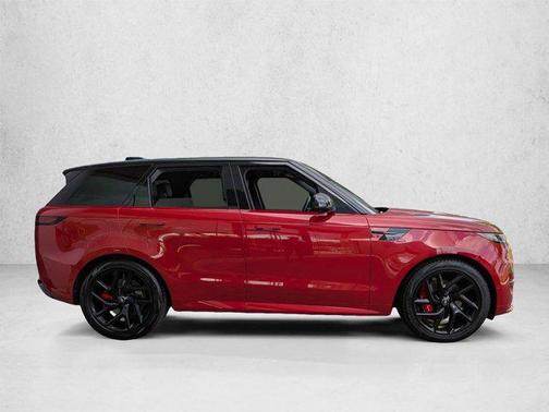 Firenze Red Metallic 2025 Land Rover Range Rover Sport SE