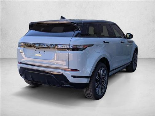 2026 Land Rover Range Rover Evoque Dynamic SE
