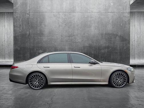2023 Mercedes-Benz S-Class 4MATIC