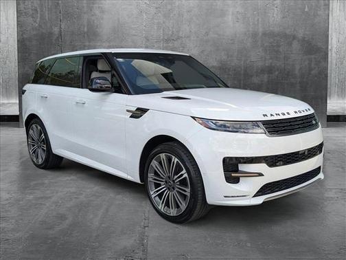2025 Land Rover Range Rover Sport SE