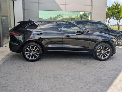 2025 Jaguar F-PACE R-Dynamic S P250 AWD Automatic