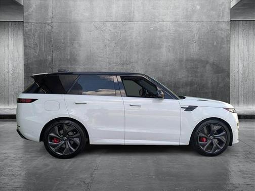 2024 Land Rover Range Rover Sport SE