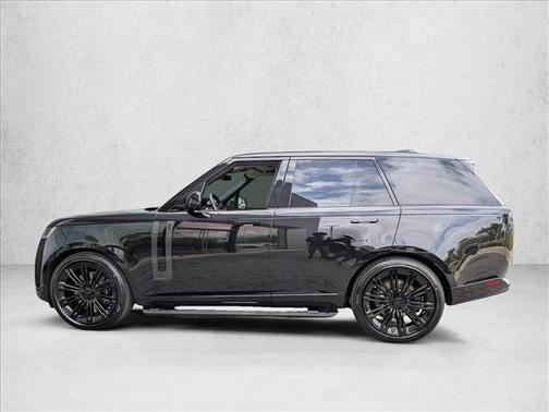 Santorini Black Metallic 2026 Land Rover Range Rover P530 Autobiography