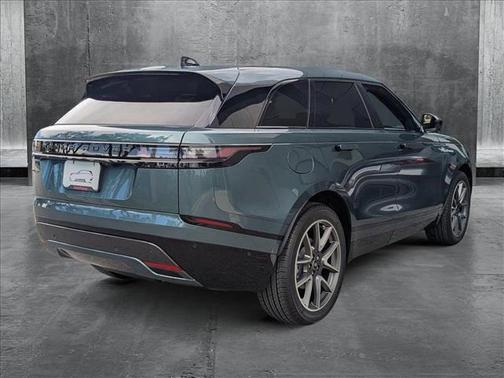 2026 Land Rover Range Rover Velar P250 SE R-Dynamic