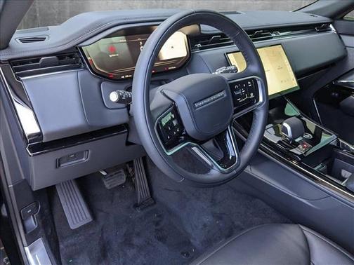 2025 Land Rover Range Rover Sport P360 S