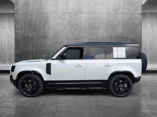 2025 Land Rover Defender 110 P400 X-Dynamic SE