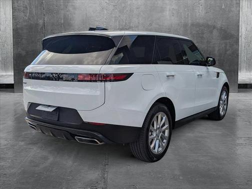2025 Land Rover Range Rover Sport SE