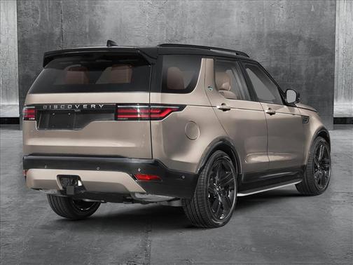 2025 Land Rover Discovery P300 Dynamic SE