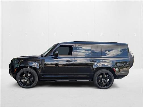 2025 Land Rover Defender 130 P400 X-Dynamic SE
