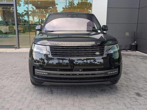 2023 Land Rover Range Rover P400 SE