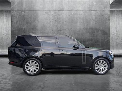 2023 Land Rover Range Rover P400 SE