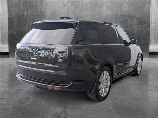 2023 Land Rover Range Rover P400 SE