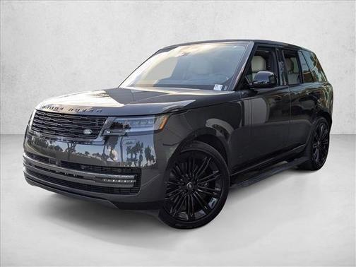 2025 Land Rover Range Rover P530 SE