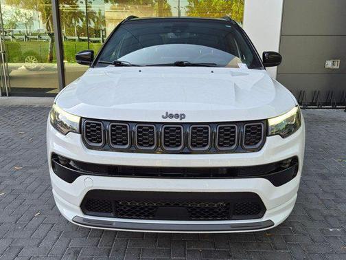 Bright White Clearcoat 2025 Jeep Compass Limited