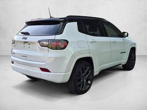Bright White Clearcoat 2025 Jeep Compass Limited