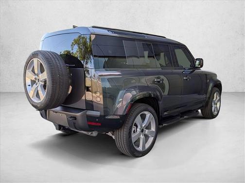 Carpathian Grey Premium Metallic 2026 Land Rover Defender P400 X-Dynamic SE