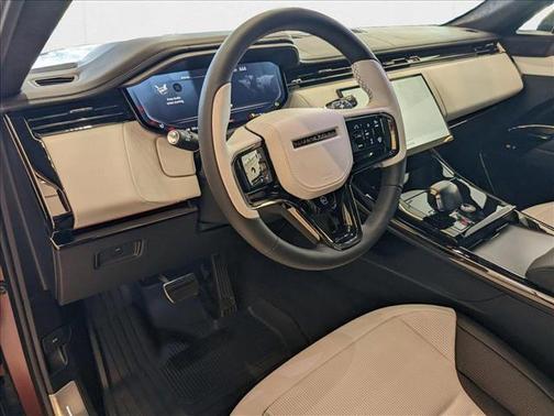 2025 Land Rover Range Rover Sport P635 SV Edition Two