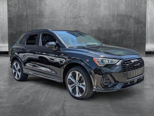 2021 Audi Q3 45 S line Premium
