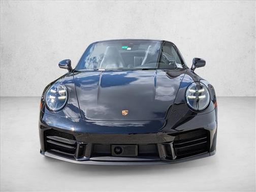 2025 Porsche 911 Carrera