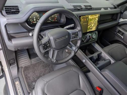 2026 Land Rover Defender P400 X-Dynamic SE