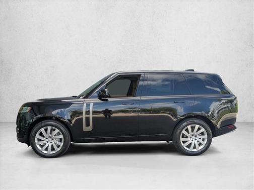 2025 Land Rover Range Rover P400 SE